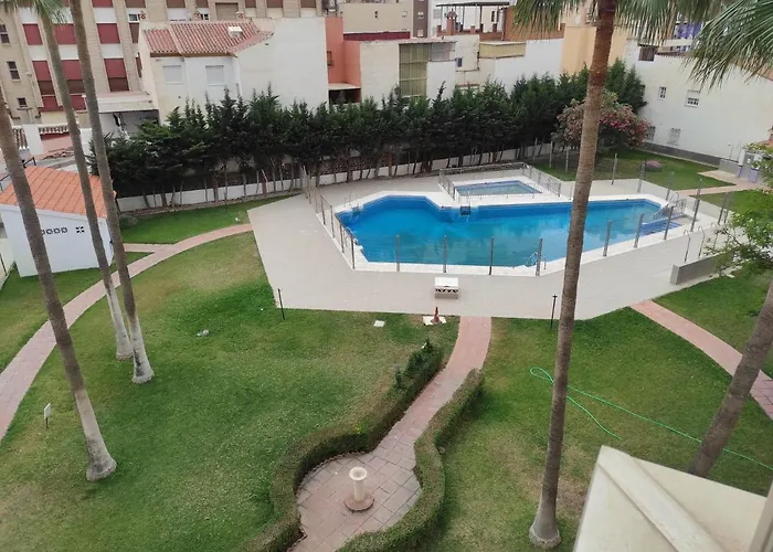 El Rincon De Pilar Al Lado Del Mar